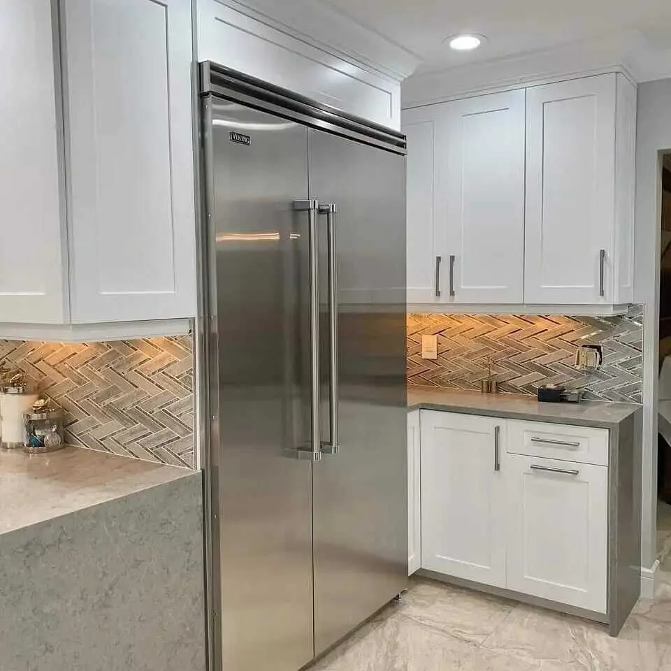 Finished kitchen with flawless paint and modern finishes